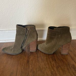Guess olive booties